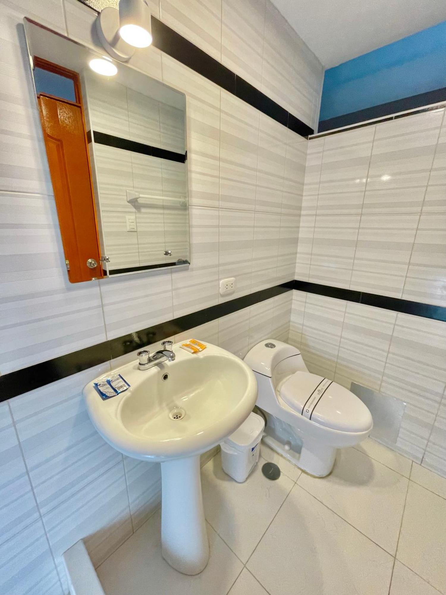 Jultom Inn Hotel & Suites Τρουχίλο Εξωτερικό φωτογραφία